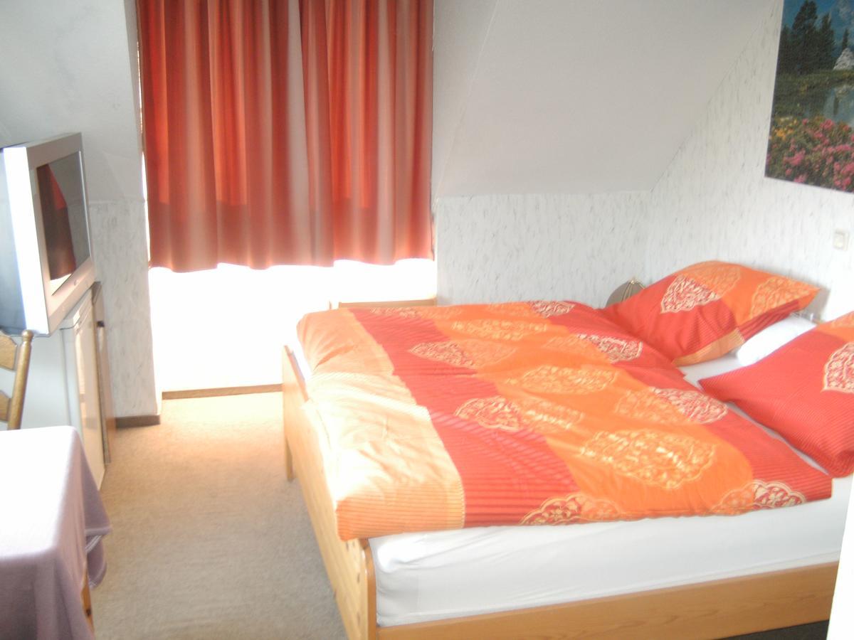 Monteurhotel Garni Alter Olper Hof Lindlar Eksteriør billede