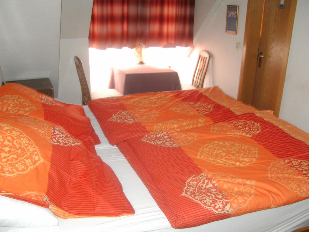 Monteurhotel Garni Alter Olper Hof Lindlar Eksteriør billede